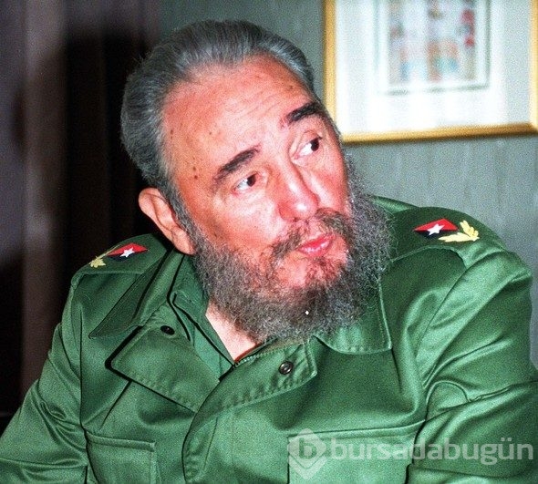 Efsane devrimci lider Castro yaşamını yitirdi