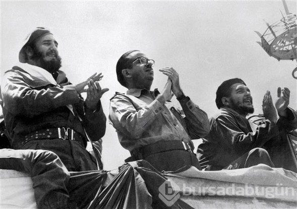 Efsane devrimci lider Castro yaşamını yitirdi