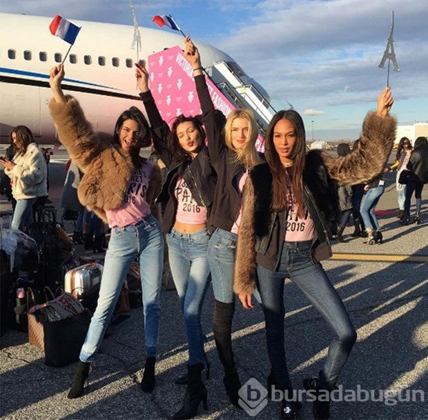 Victoria's Secret melekleri Paris'e uçtu