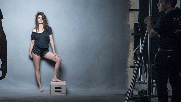 2017 Pirelli takvimi Paris'te tanıtıldı