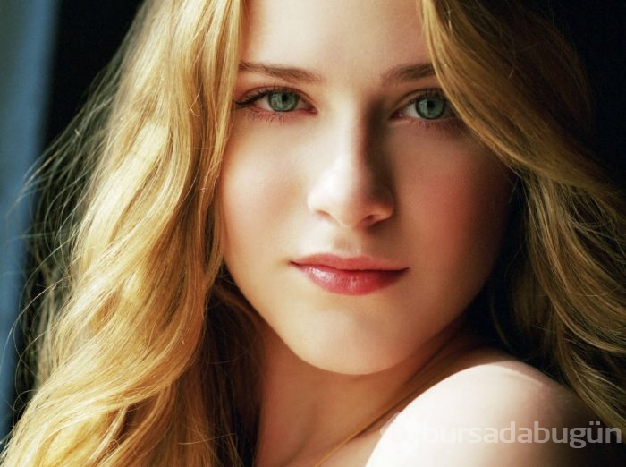 Evan Rachel Wood: İki kez tecavüze uğradım