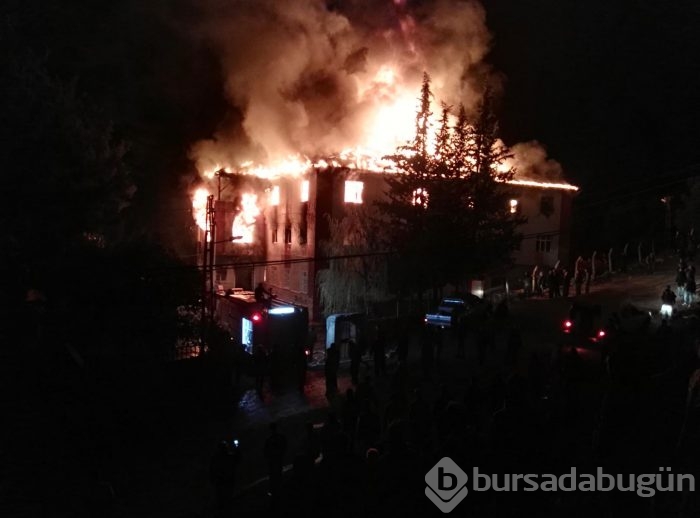 Adana'daki yurt yangınına ünlü isimlerin tepkisi