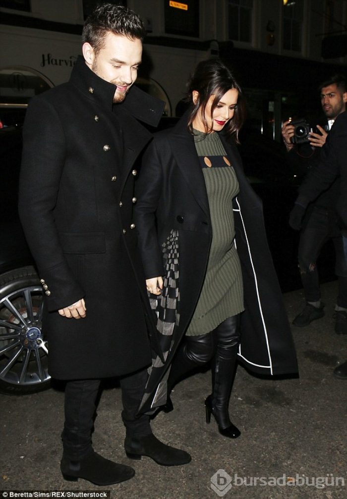 Cheryl Fernandez genç sevgilisinden hamile