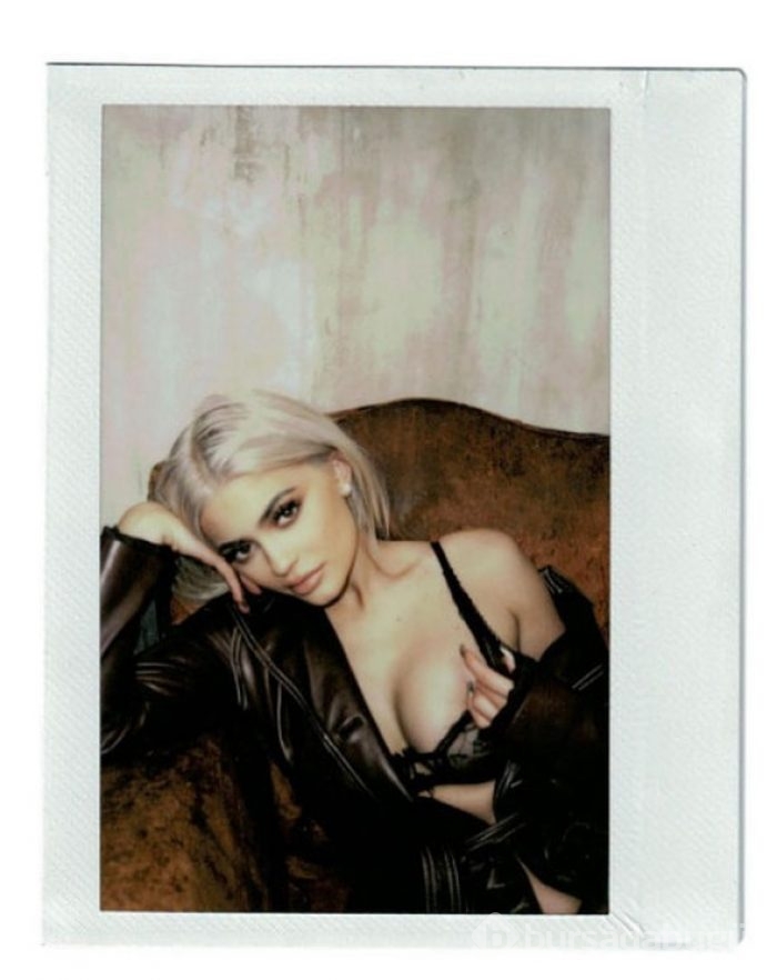 Kylie Jenner kendi markasını kurdu