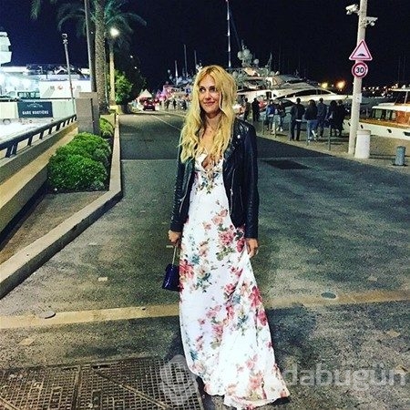 Küvet pozu sosyal medyayı salladı