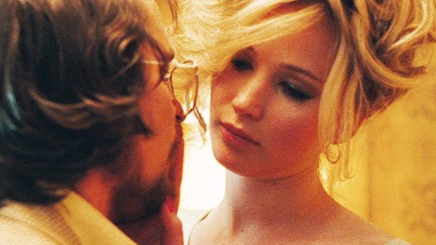 Jennifer Lawrence'tan öpüşme sahneleri itirafı