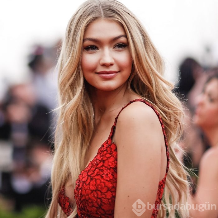 Yılın modeli Gigi Hadid