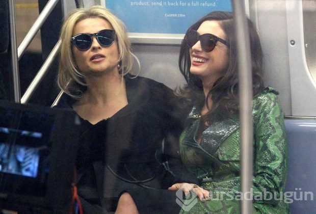 Ocean's Eight yıldızları metroda