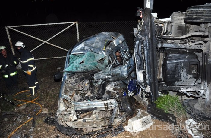 Bursa'da feci kaza: 4 ölü 1 yaralı
