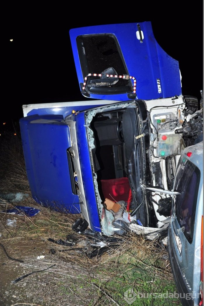 Bursa'da feci kaza: 4 ölü 1 yaralı
