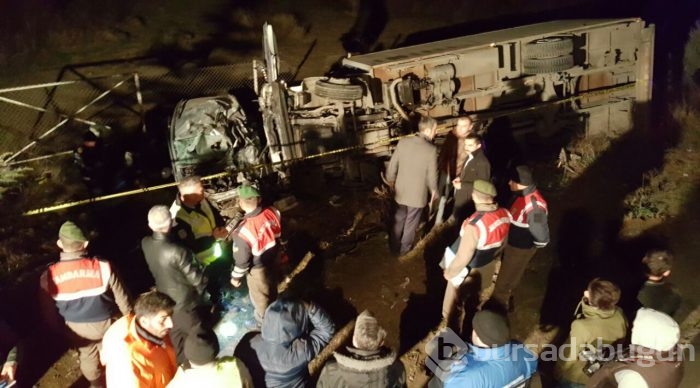 Bursa'da feci kaza: 4 ölü 1 yaralı
