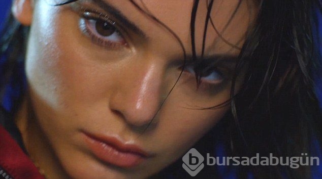 Kendall Jenner'dan çok cesur pozlar