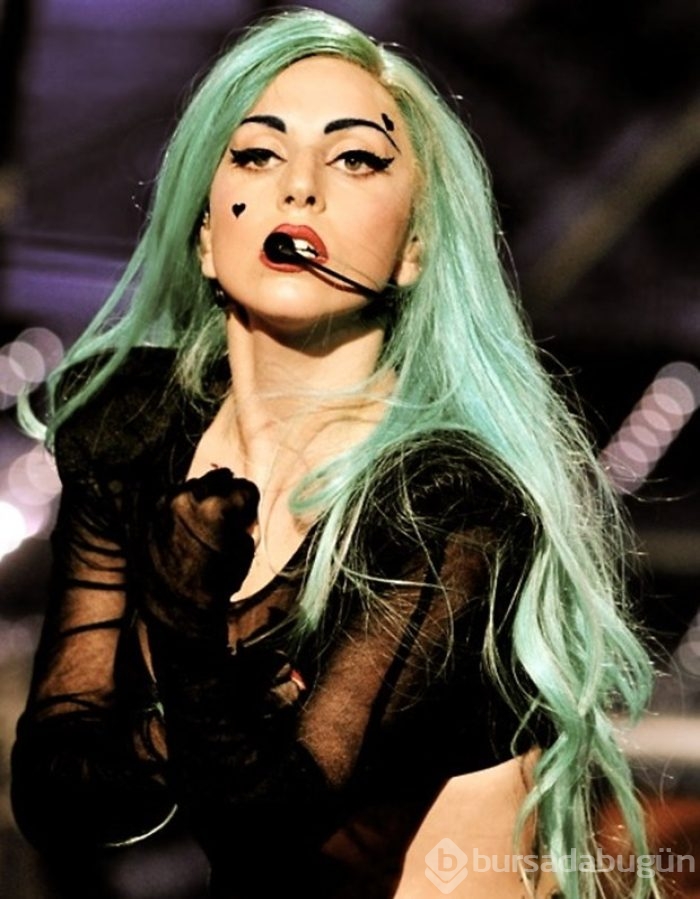 Lady Gaga'dan tecavüz itirafı