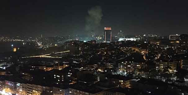 İstanbul'da şiddetli patlamalar
