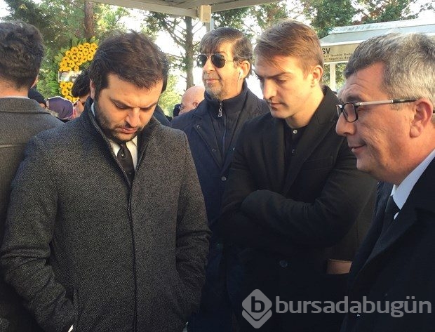 Türkiye şehitlerine ağlıyor...