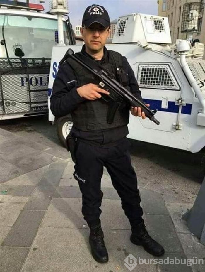Türkiye şehitlerine ağlıyor...