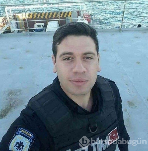 Türkiye şehitlerine ağlıyor...