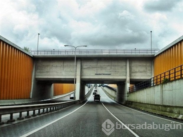 Dünyanın dört bir yanından ilginç yollar