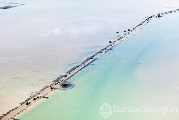 Dünyanın dört bir yanından ilginç yollar