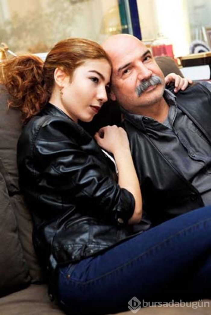 Annesiyle sette neler yaşıyor?