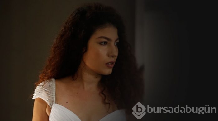 Annesiyle sette neler yaşıyor?