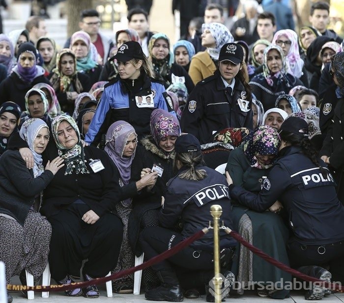 Türkiye şehitlerini uğurluyor! 