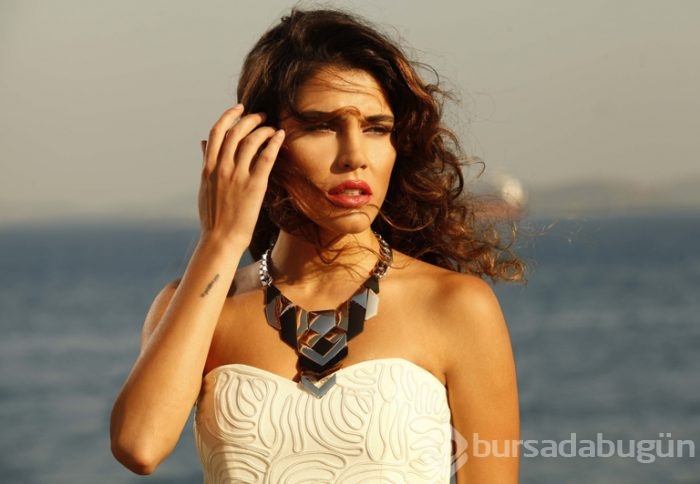 Serenay Aktaş kapalı gişe!