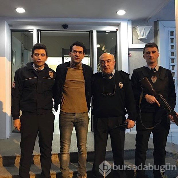 Sanatçılar nöbette #polisiminyanındayım