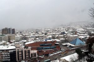 Uludağ'da kar kalınlığı yarım metreye ulaştı