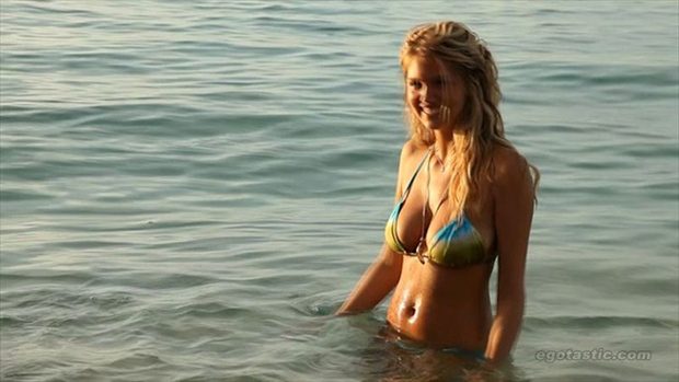 Kate Upton nostaljiyi seviyor