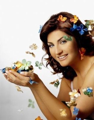 Sibel Can'ın pişman olduğu fotoğrafları