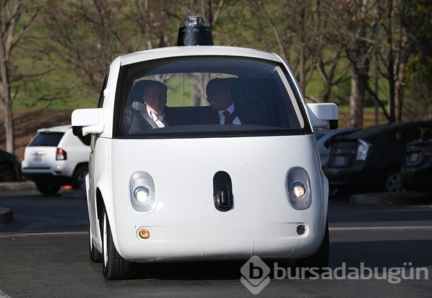 Google'dan sürücüsüz araç markası: Waymo