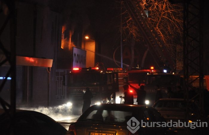 Bursa'da İnegöl mobilya sanayinde büyük yangın 