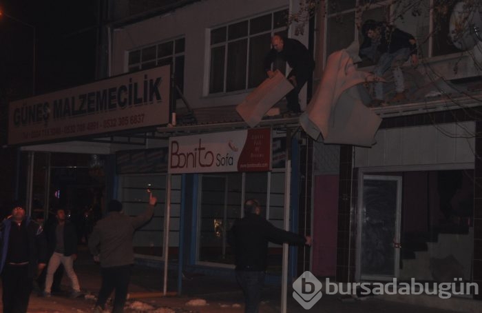 Bursa'da İnegöl mobilya sanayinde büyük yangın 