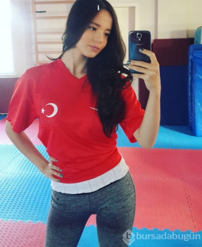 Özcan'ın yeni keşfi: Sena Çakır