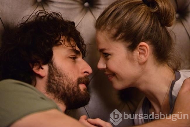 Ünlü oyuncuların gerçek hayattaki aşkları!