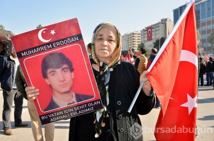 Adana'da teröre karşı 20 bin kişi yürüdü