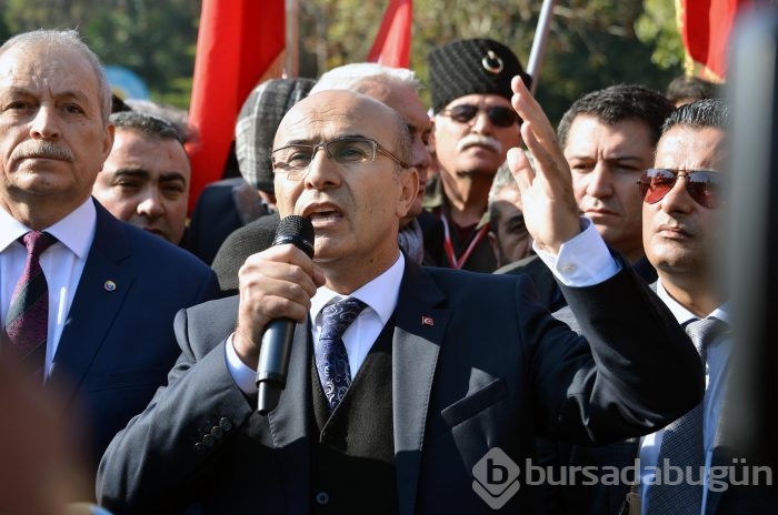 Adana'da teröre karşı 20 bin kişi yürüdü