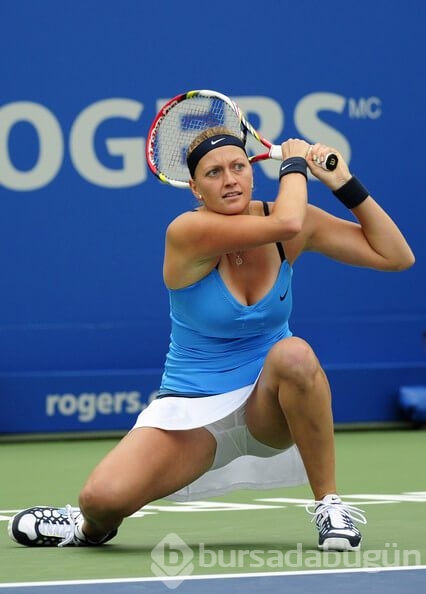 Tenisçi Petra Kvitova'ya bıçaklı saldırı