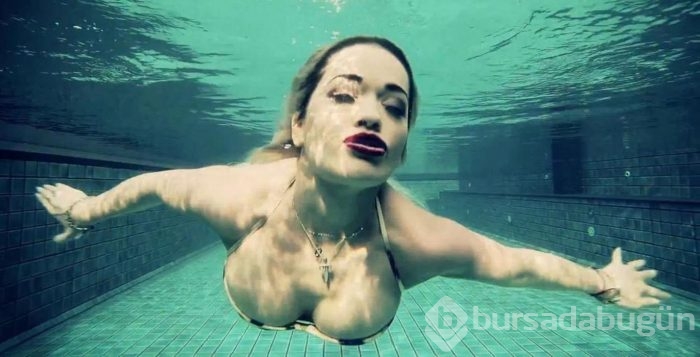 Rita Ora'ya muhasebeci kazığı