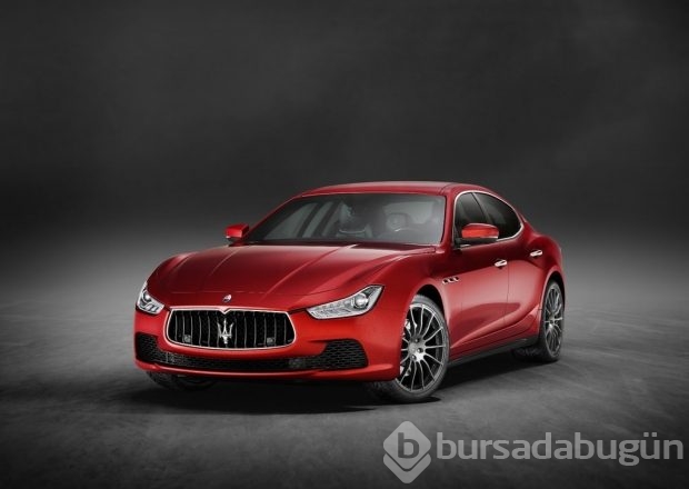 Maserati Ghibli'nin Türkiye satış fiyatı açıklandı!