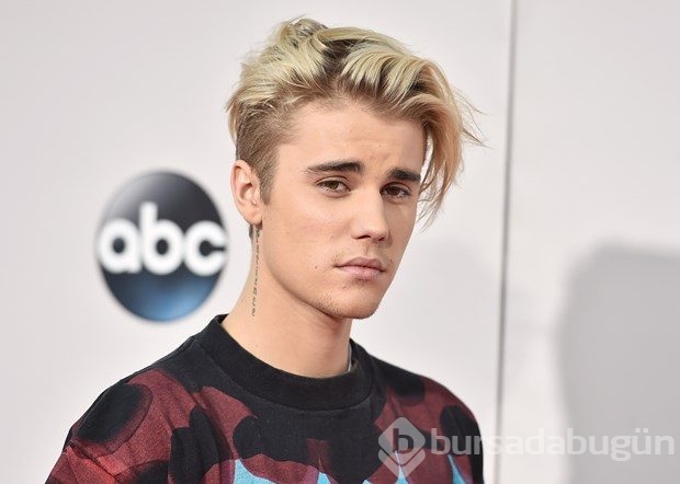 Kürk paltolu Justin Bieber'a tepki
