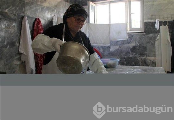Mesleklerini duyan 2 adım geri gidiyor