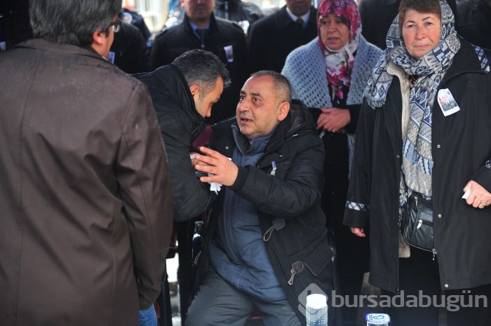 Bursalı Şehit Binbaşı Bülent Albayrak'ı binler uğurladı