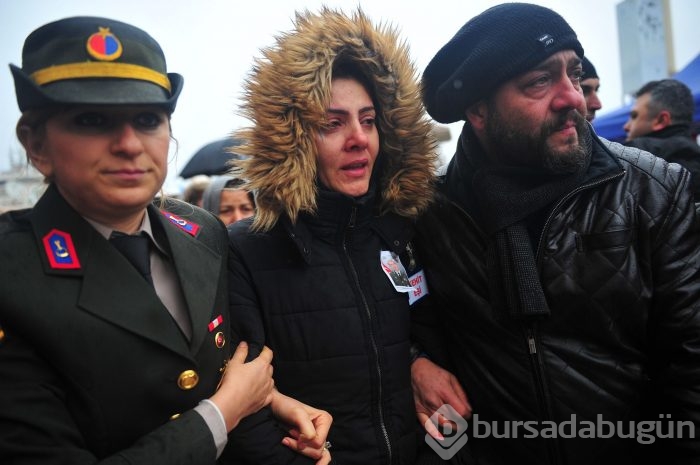 Bursalı Şehit Binbaşı Bülent Albayrak'ı binler uğurladı