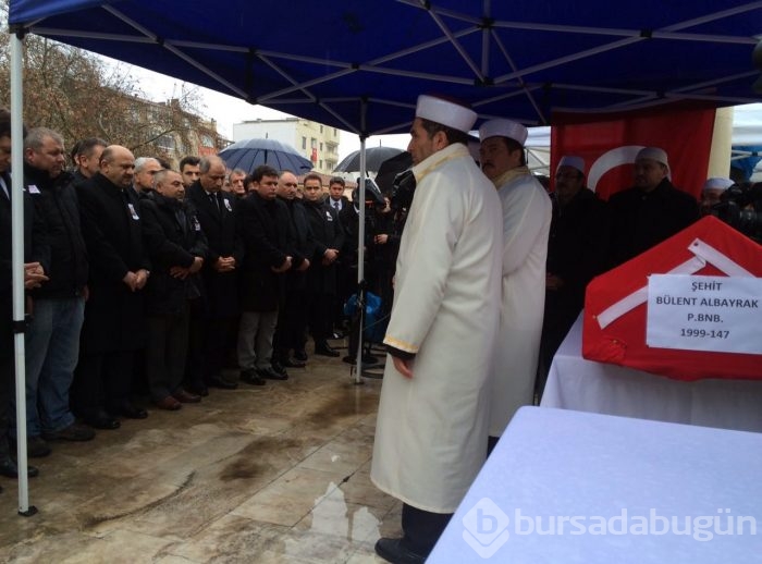 Bursalı Şehit Binbaşı Bülent Albayrak'ı binler uğurladı
