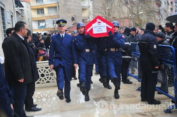 Bursalı Şehit Binbaşı Bülent Albayrak'ı binler uğurladı