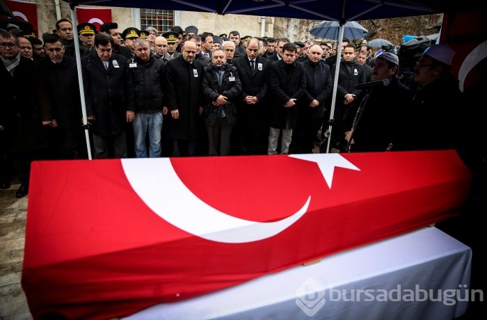 Bursalı Şehit Binbaşı Bülent Albayrak'ı binler uğurladı