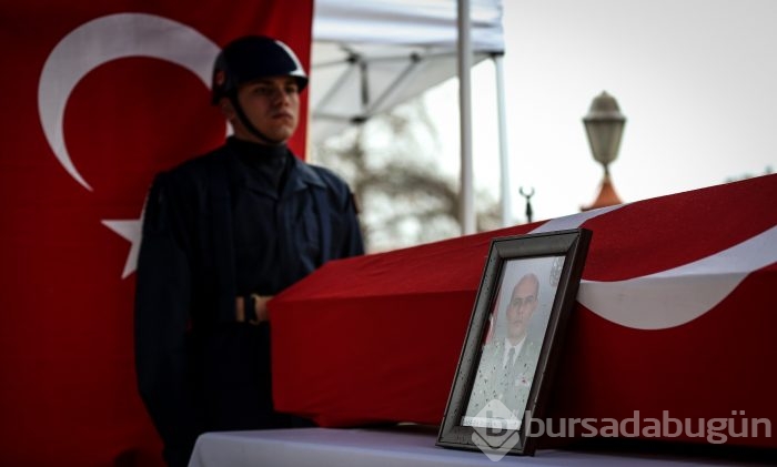 Bursalı Şehit Binbaşı Bülent Albayrak'ı binler uğurladı