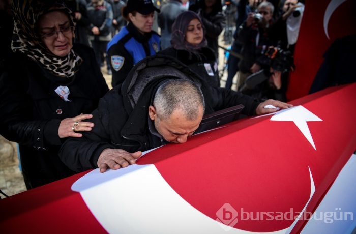 Bursalı Şehit Binbaşı Bülent Albayrak'ı binler uğurladı
